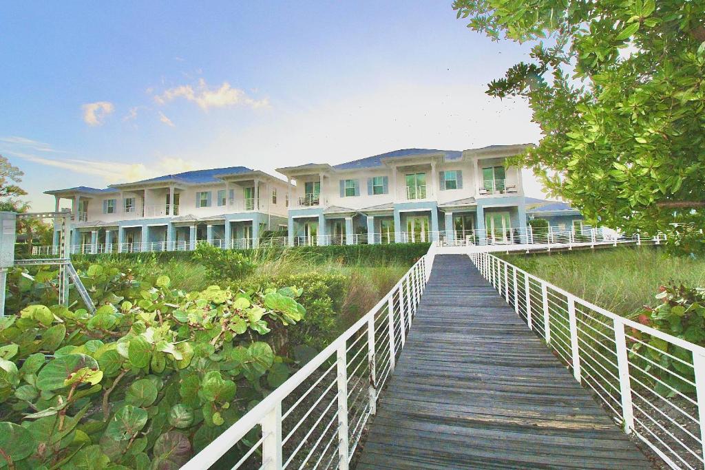 Manatee Isle, Stuart