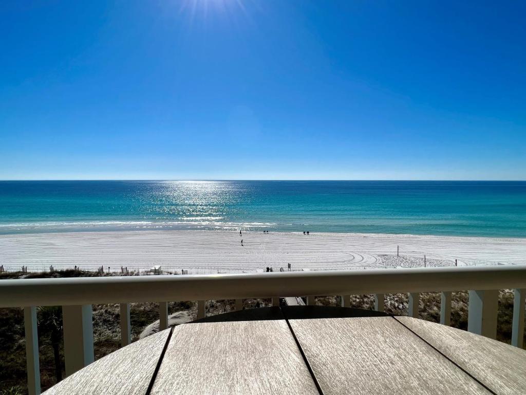 Gorgeous Dolphin Delight 616, Penthouse, Free Activities Included!, Fort Walton Beach