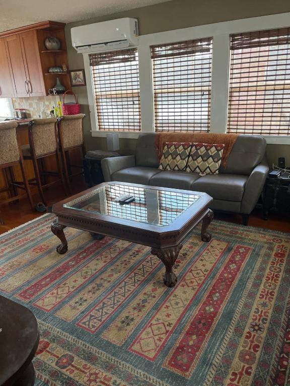 3-bedroom-6 mins to Meta-Near Stanford and Google, East Palo Alto