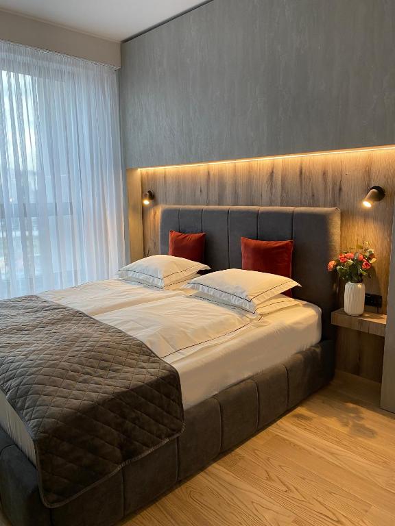 DOM Boutique Apartments -Aurora - 1