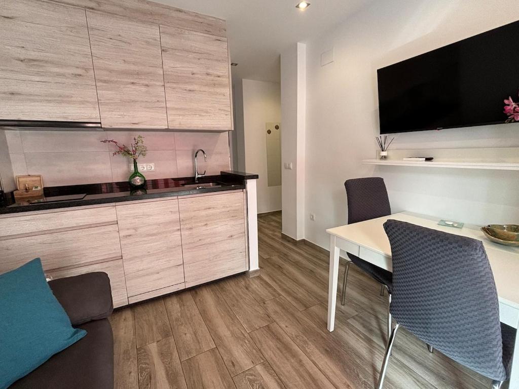 Apartment for two in the heart of Nerja - 4