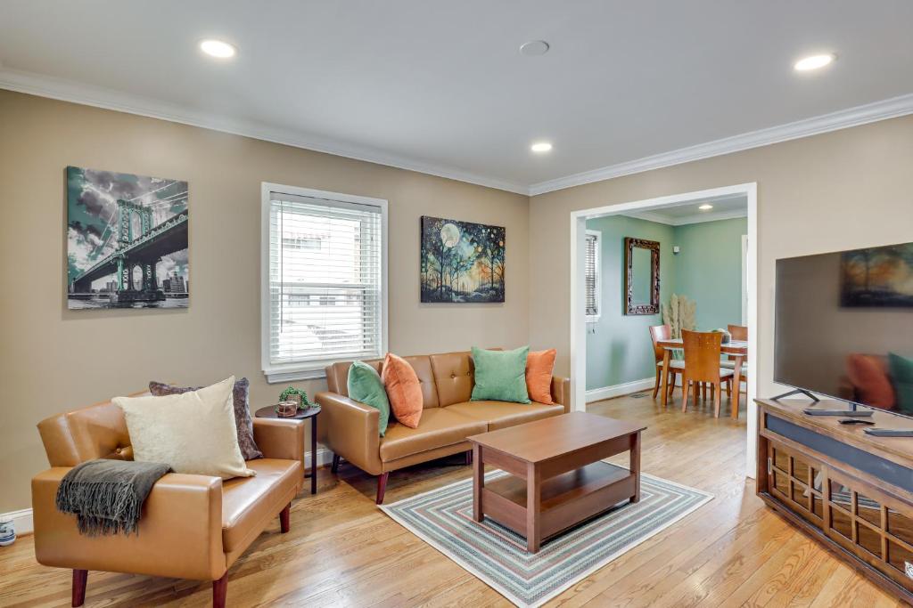 2 Mi to The Fields At RFK Campus DC Getaway, Washington