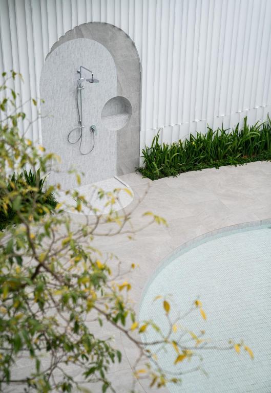 スイミングプール