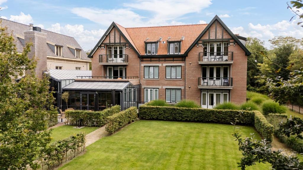 Mezger Lodges, Domburg