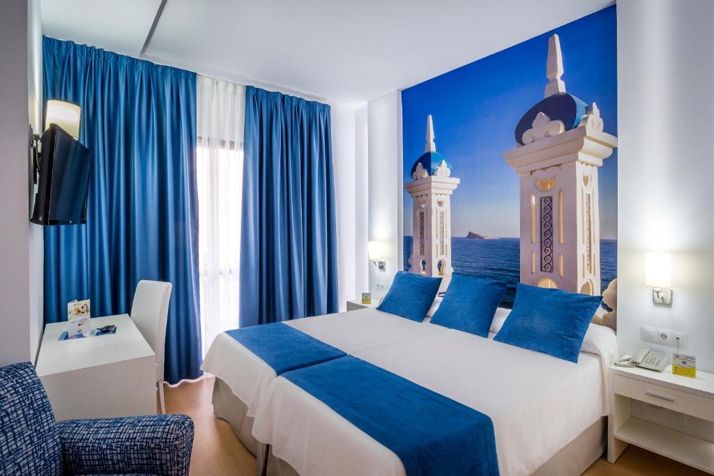 Hotel Avenida — Hotel rooms in Benidorm, Valencian Community