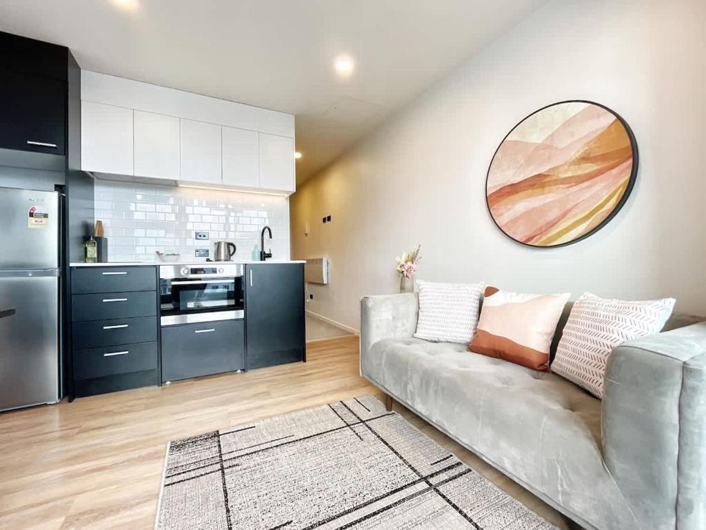 Chic Downtown 1Bed Aircon Apt with Pool Gym Sauna Near Skytower, Auckland