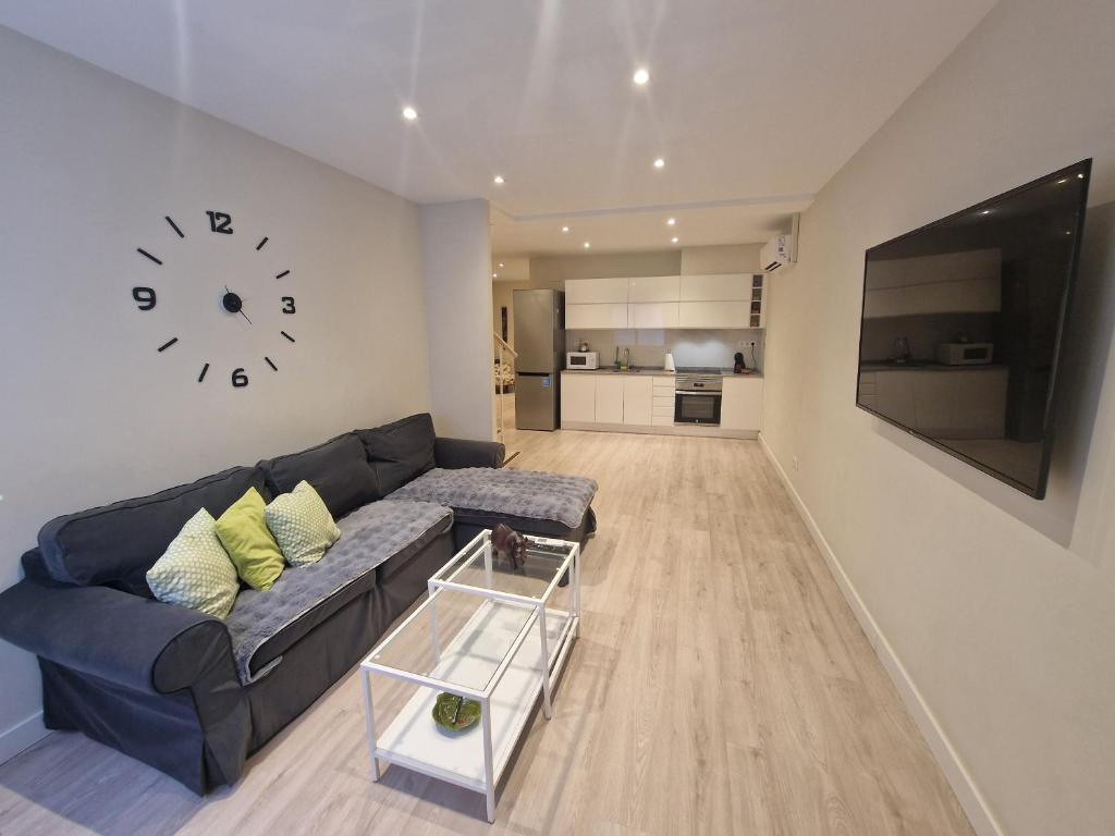 BARCELONA DUPLEX DE 3 HABITACIONES - 1