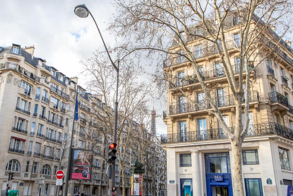 Cozy Studio - Eiffel Tower - Sleeps 2P - 3