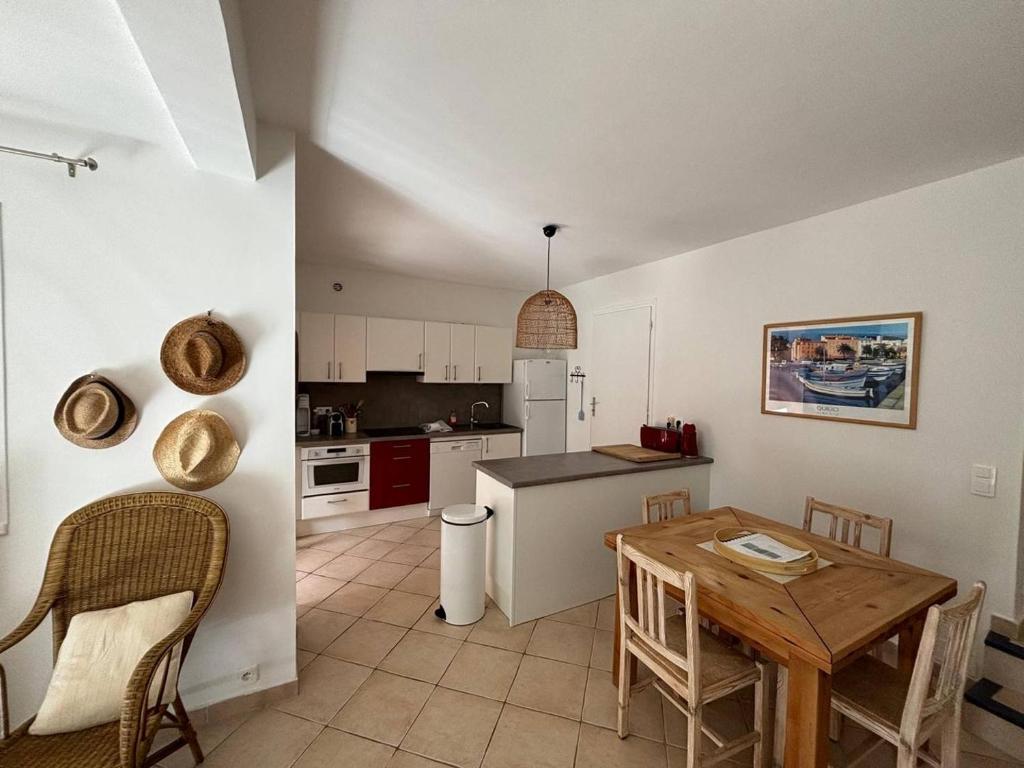 Mini-villa à 5 minutes de la plage de Santa Giulia - 1