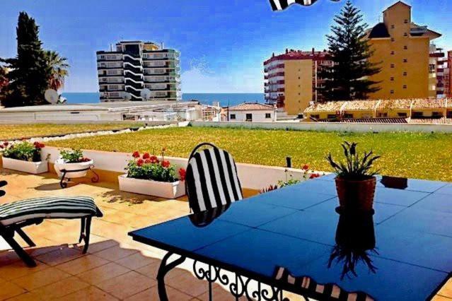 Sun-Drenched, Sea-View Apartment with Giant Patio!, Fuengirola