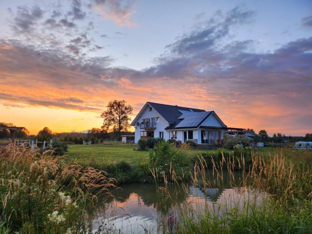 Stajnia Orłowscy, Ładzin