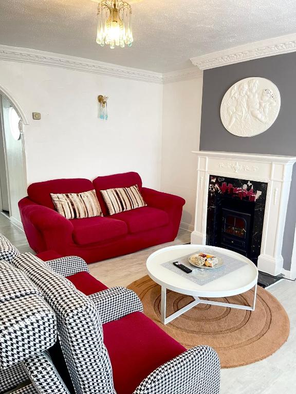 Shepherds House - 3 bedroom, Goodmayes