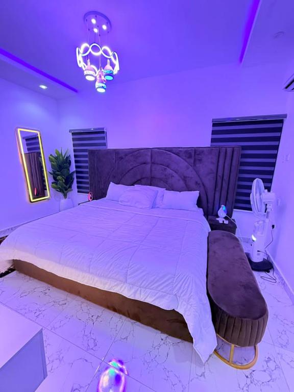 The Hobbies Place, Lekki