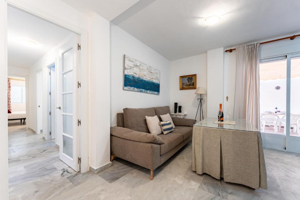 MalagaSuite Terrace & Parking Stay Fuengirola - 5