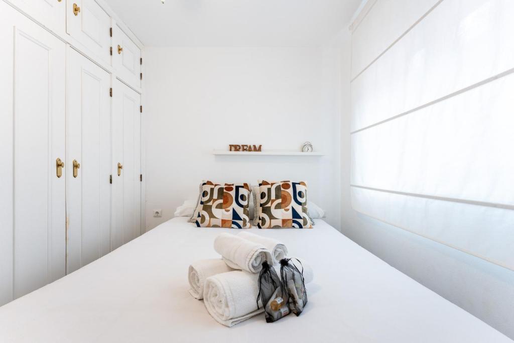 MalagaSuite Terrace & Parking Stay Fuengirola - 3