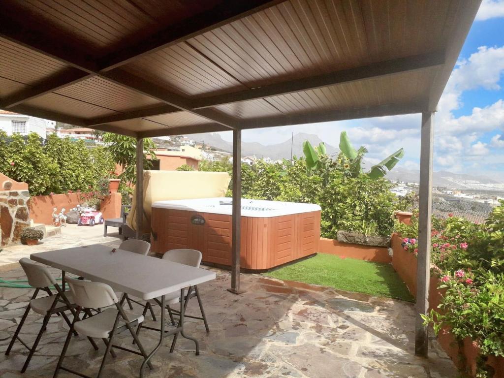 House with view and jacuzzi in Adeje - 5