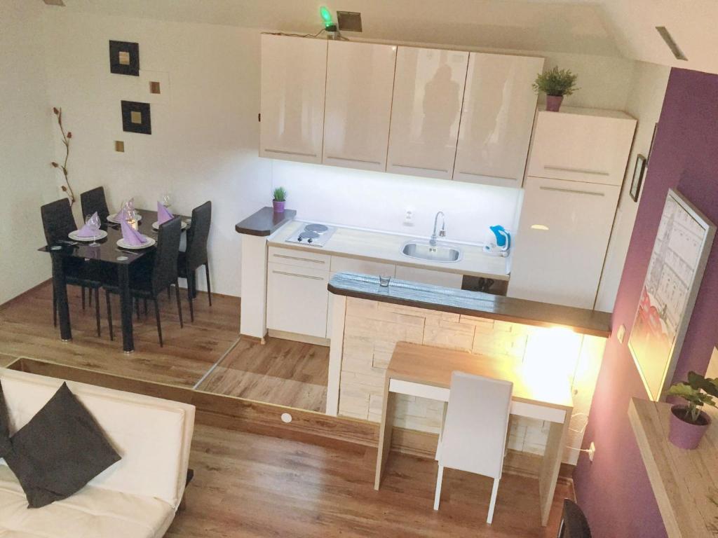 Charming apartment in Rakovica with shared pool - 35 sqm 전경