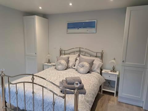 Bow Cottage, Bridport