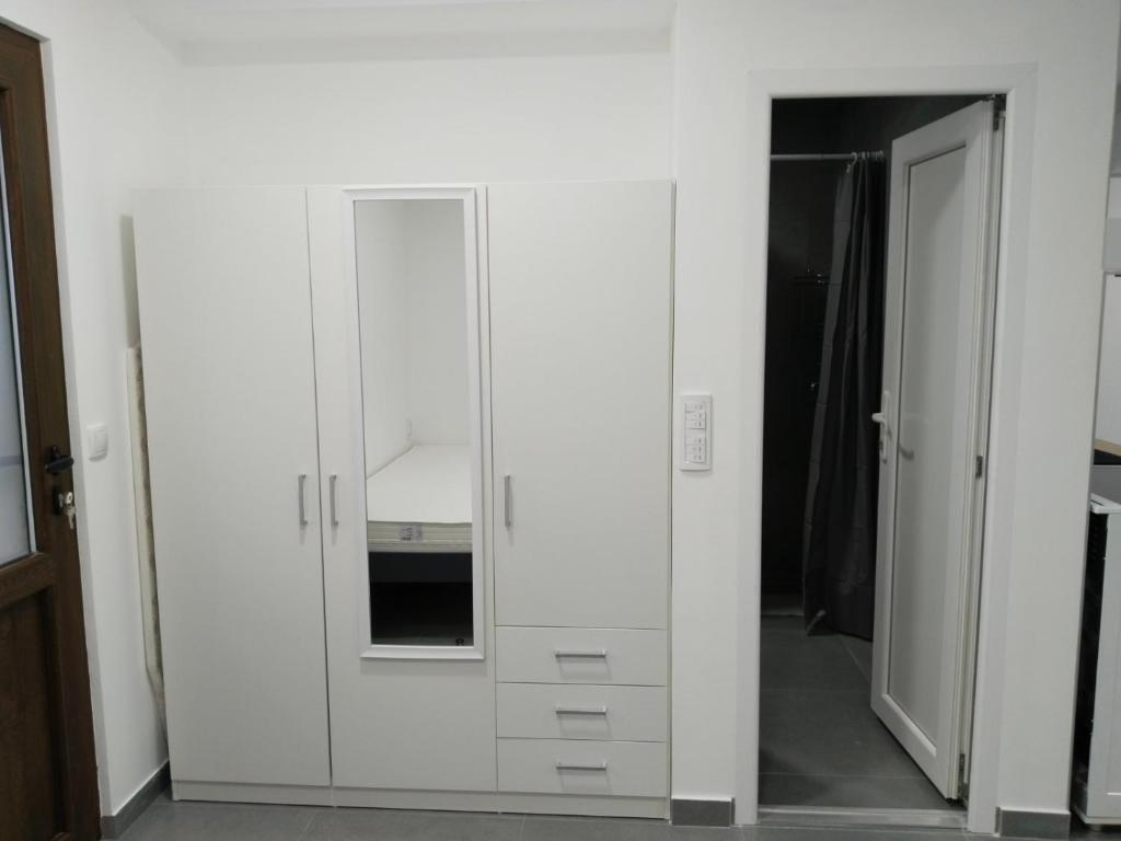 New Belgrade Apartman - Near the Airport - 2