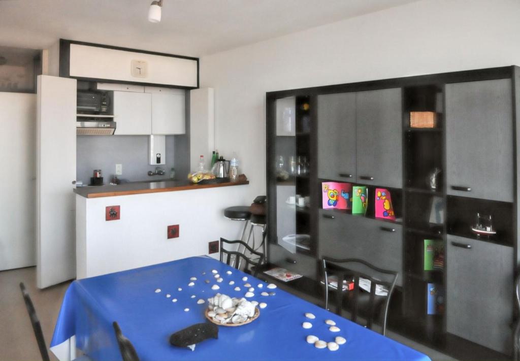 Modern apartment with sea view in Nieuport, 65 m², Nieuwpoort