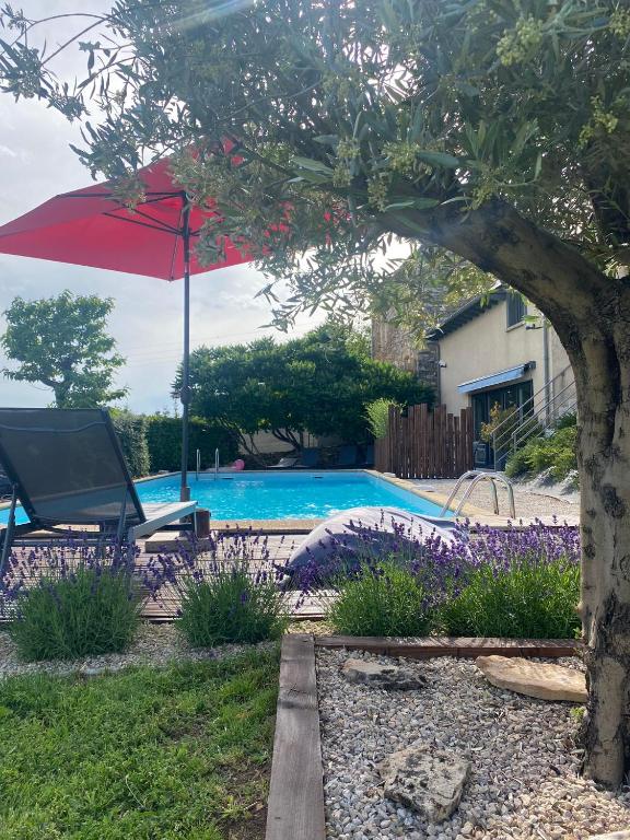 Titi de la Lisathi, Cruéjouls