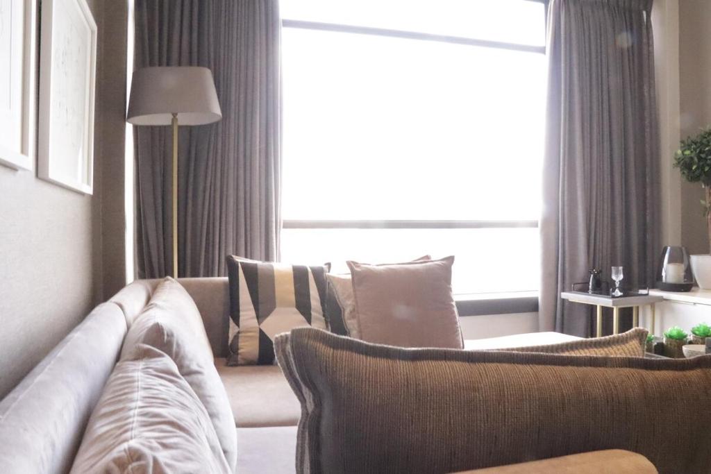 Condo in Sandton Masingita Tower, Johannesburg