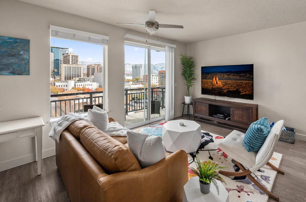 Stunning 1BD Pool, Htub, Gym Near Convention Centre, Salt Lake City