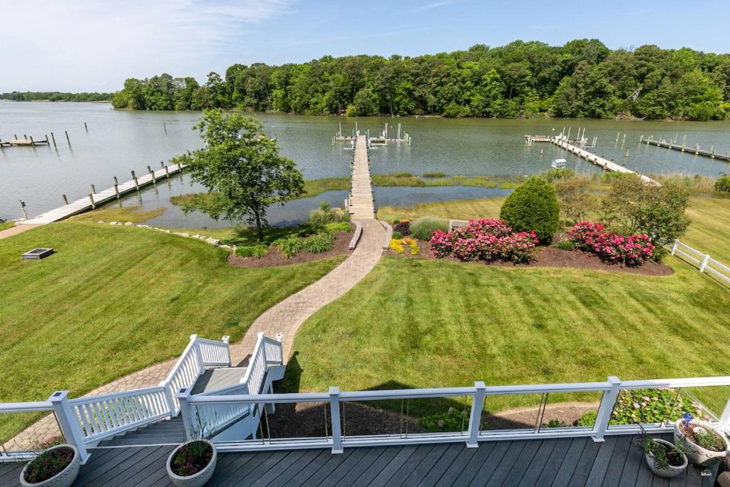 A Shore Thing, Chester