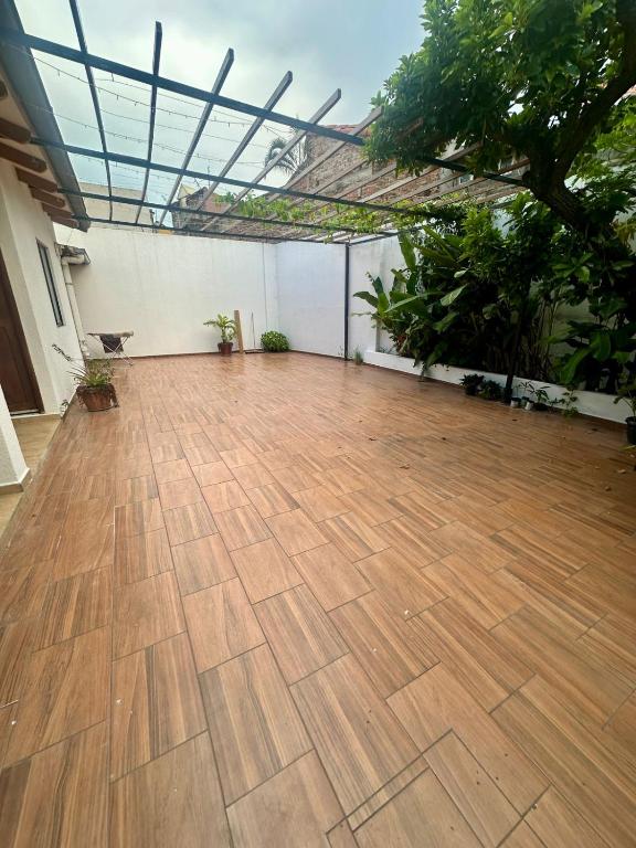 casa con piscina - 2