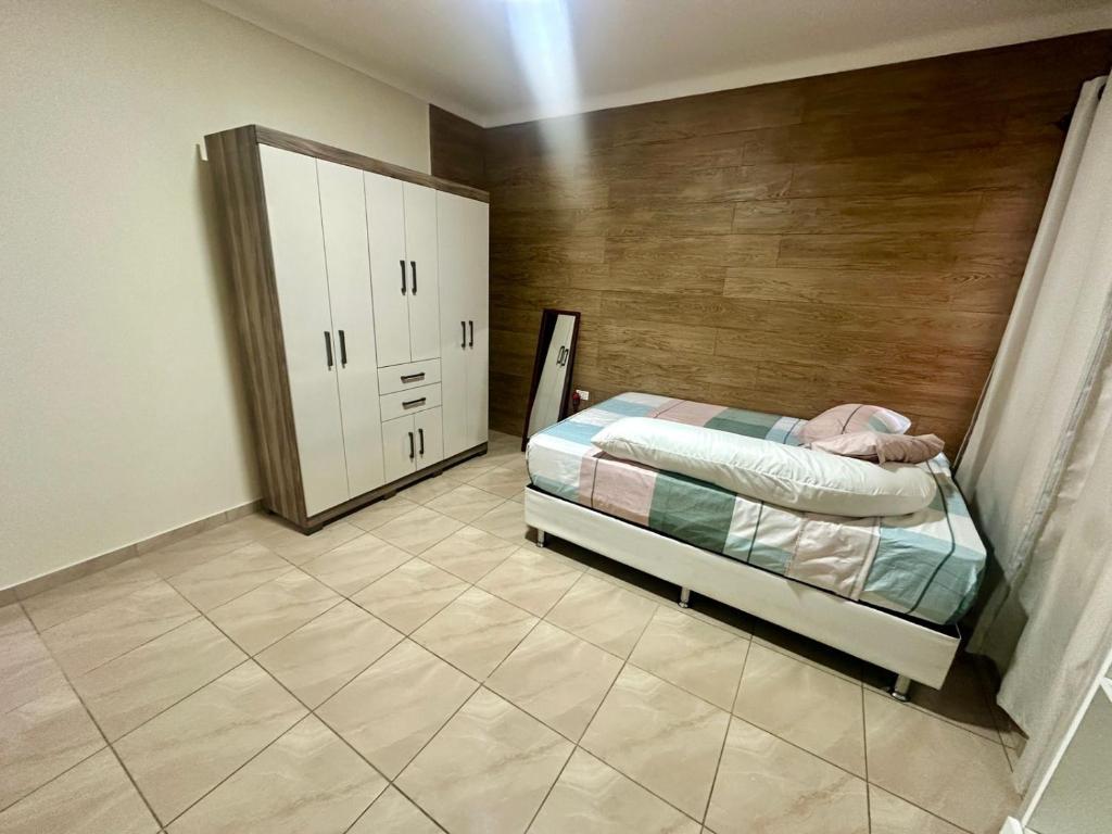 casa con piscina - 3