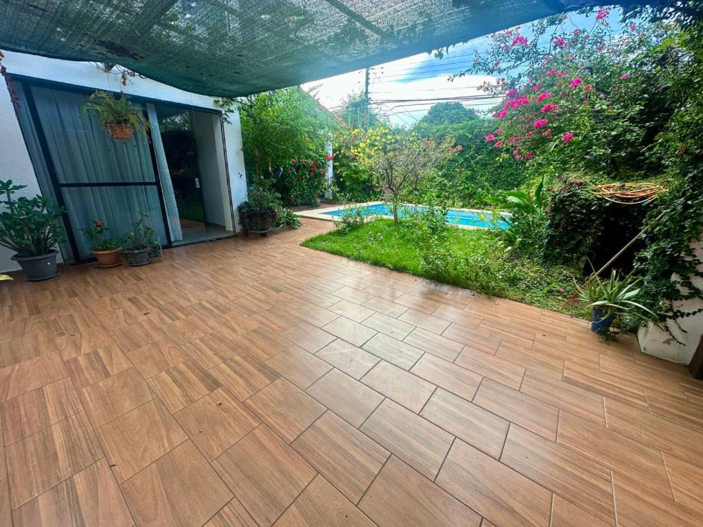 no h, Santa Cruz de la Sierra