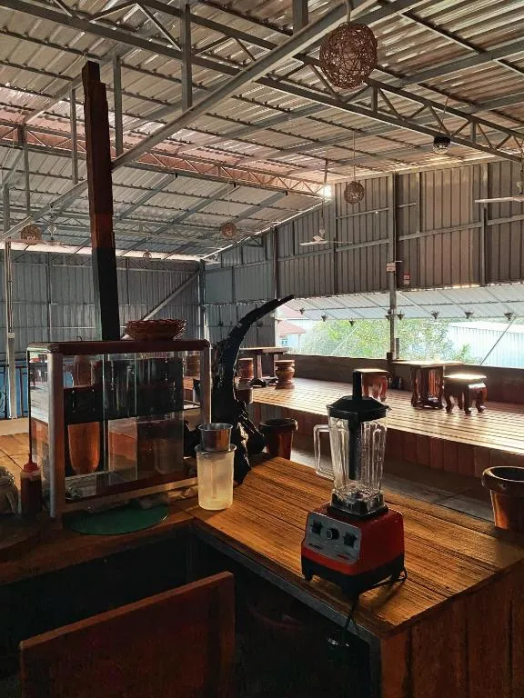 Navina Chilling House，位于邦隆的酒店