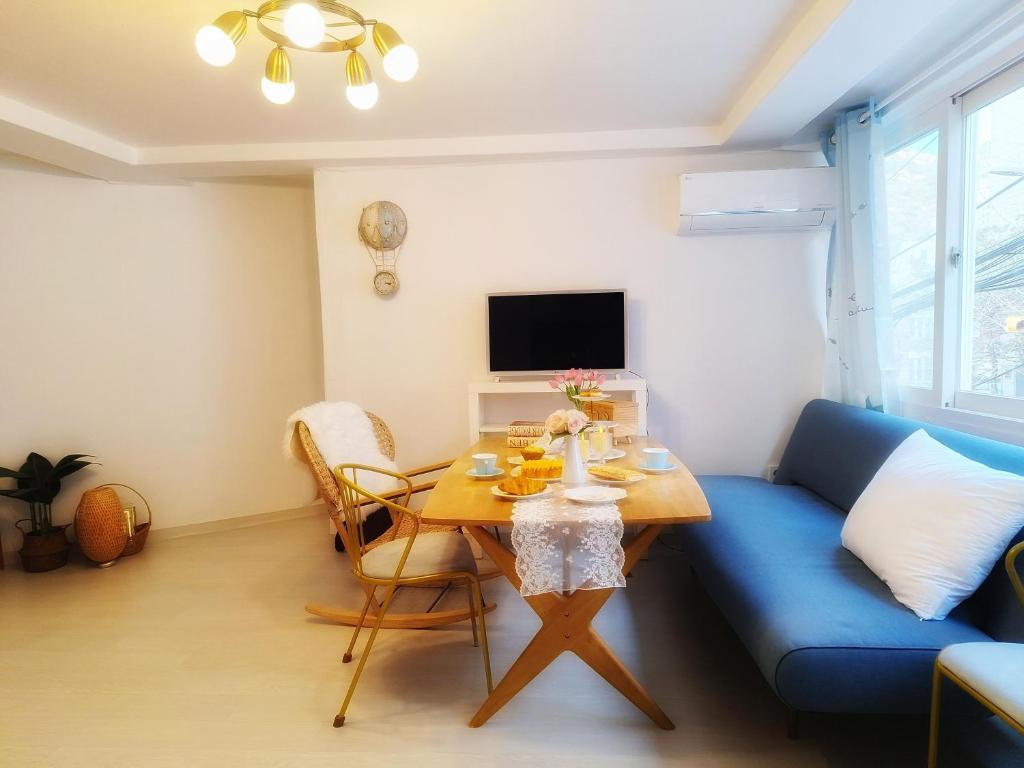 Soft Home, Seoul