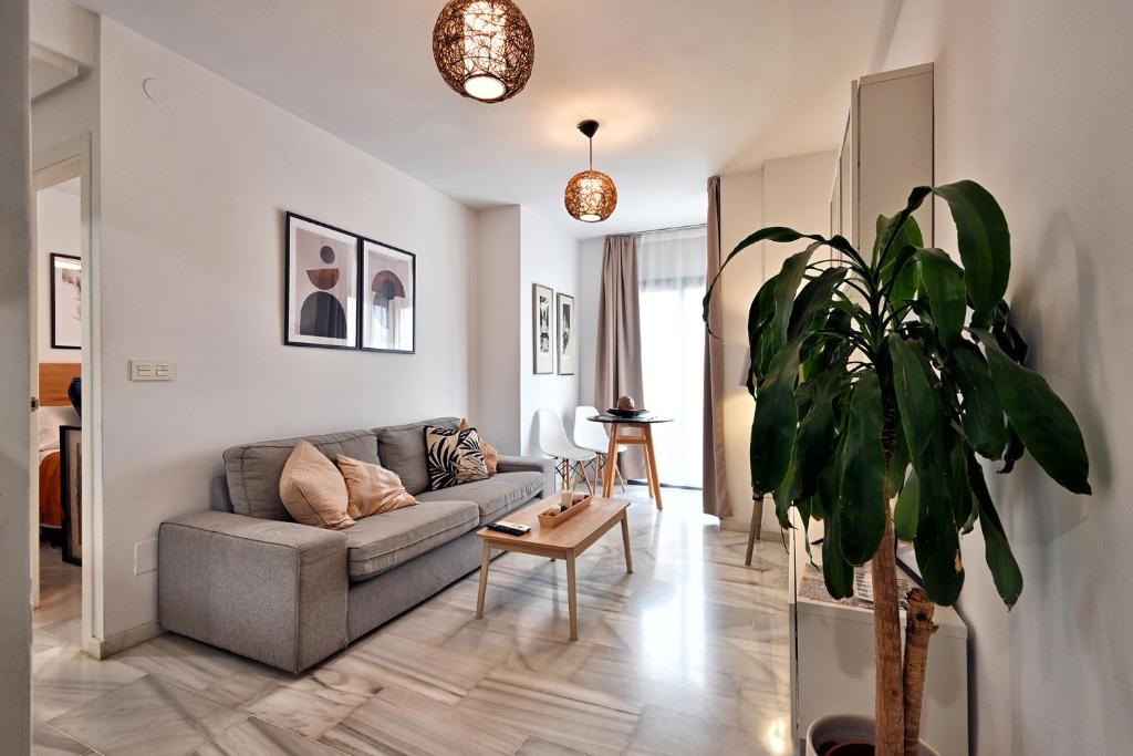 Love Rent4 Malaga Rene - 3
