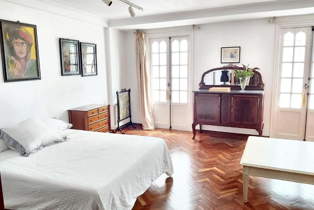 Spacious house with terrace and balcony in A Coruña - 4