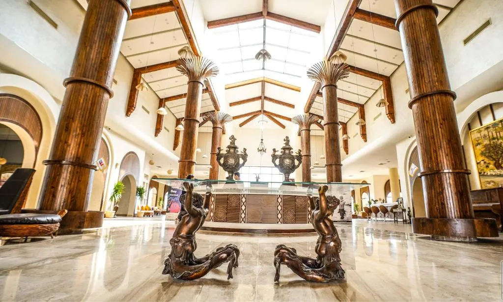 Amarina Jannah Resort & Aqua Park，位于考拉亚湾的酒店