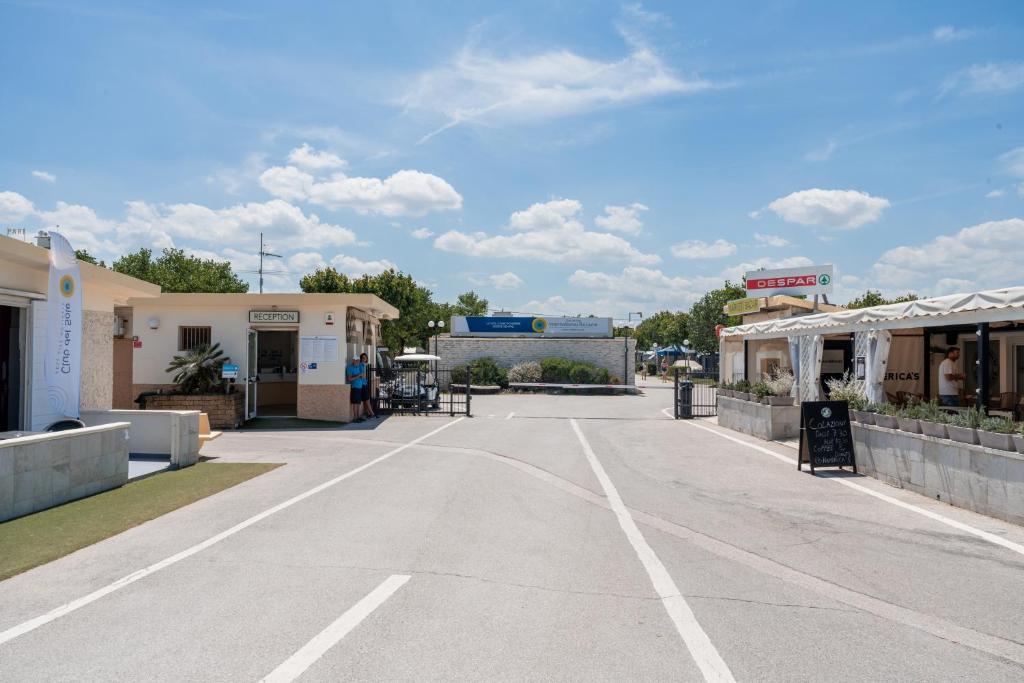 Club del Sole Riccione Easy Camping Village - 2