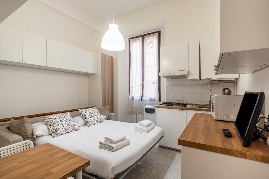 GuestHost - Porta Romana Tiny Home - 2