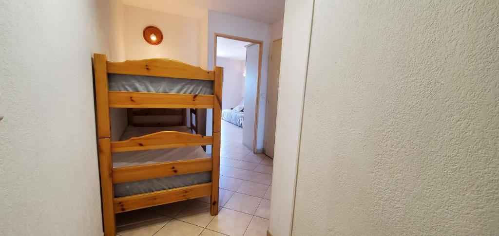 LE CAPITOLE Vue mer Studio cabine 27m2 les pieds dans leau 2 adultes 2 enfants clim et garage - 4