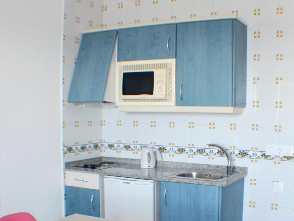 Apartamentos Playa Moreia — S'Illot, Balearic Islands