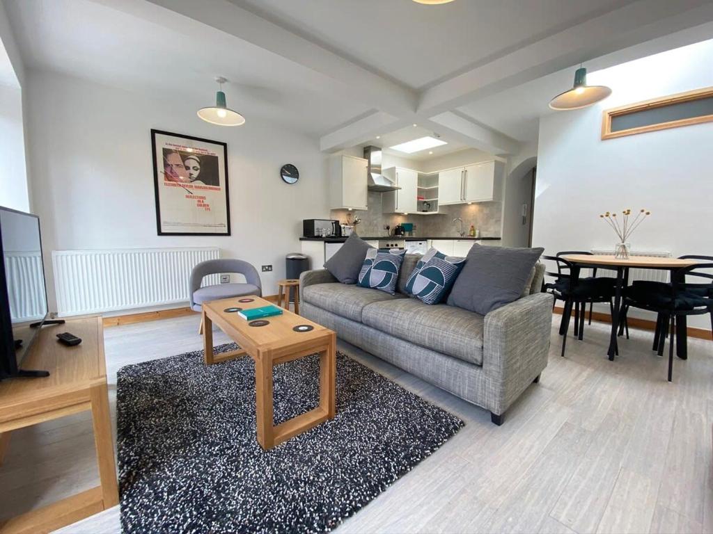 St Benedicts Street Flat with Roof Terrace, Norwich
