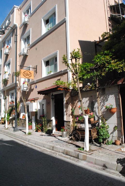 Hotel Buhara Family Inn photo