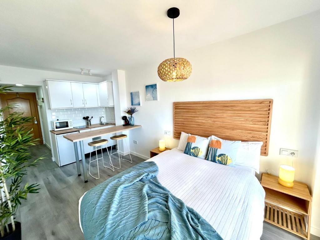 Stella Maris - Amazing frontal sea views with pool & terrace by 10ToSea - 4