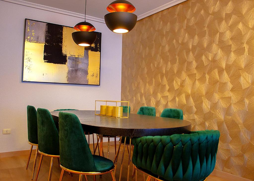 Golden Home - 3