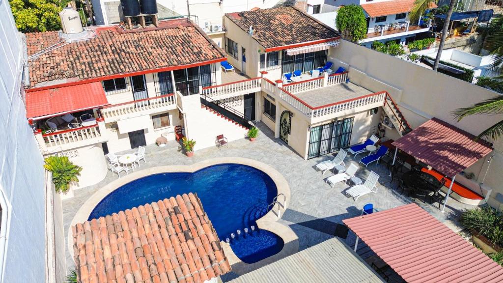 Bucerias Beach House - 3