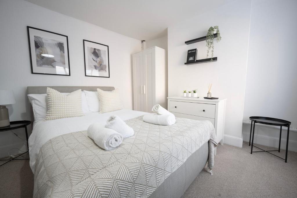 1BR Flat in Centre - Sleeps 3, Kent