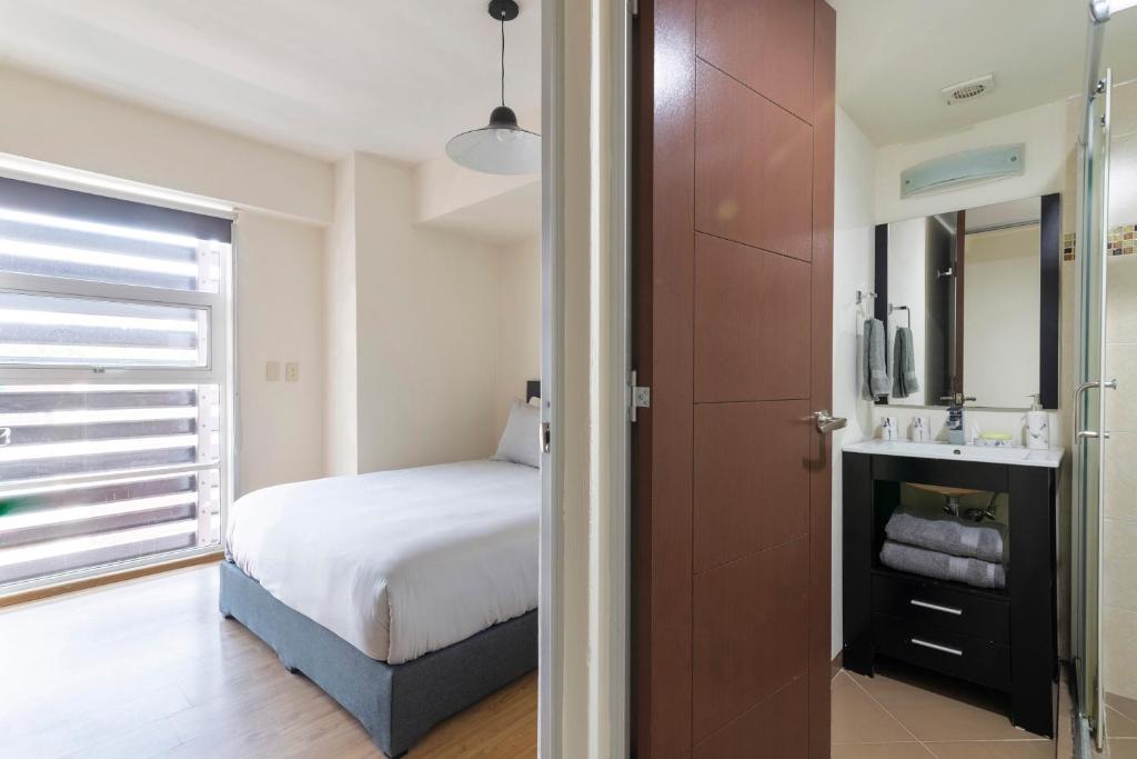 A202 - 1 BR - 1 BTh - 4
