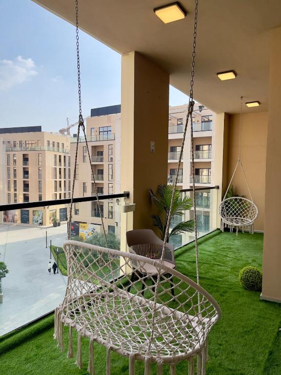 Sleeps 5, Luxe Apartment in Al Mamsha, Sharjah, Šardžá