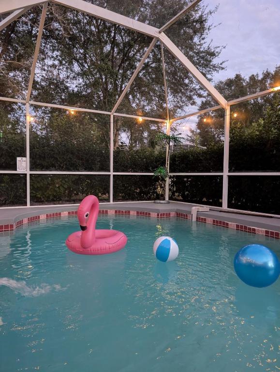 Spacious home with heated pool in Palm Coast!, Palm Coast