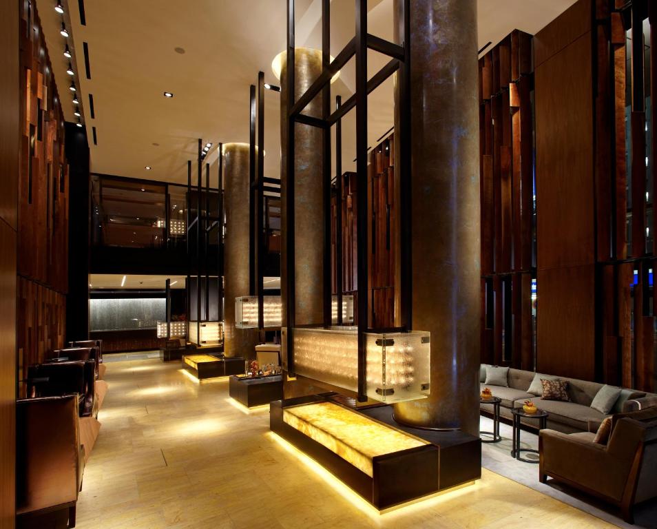 Bar/lounge